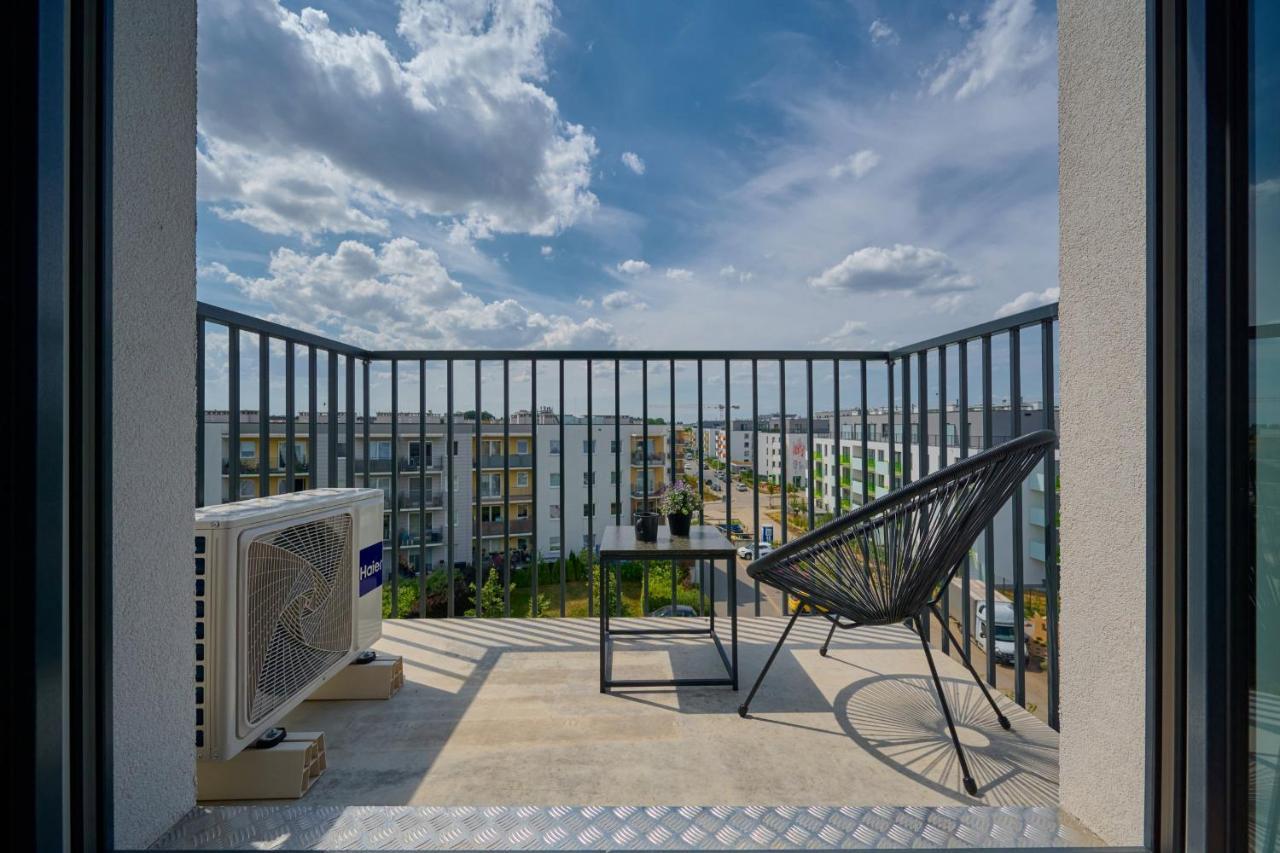Exclusive Apartment With Balcony & Parking Wroclaw By Renters Prestige Exterior foto